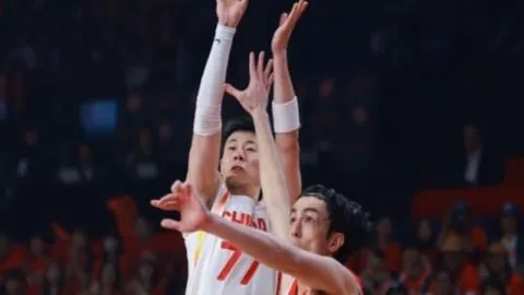 伊藤洋辉：喜讯传来，球队突破重围，挺进世界杯舞台